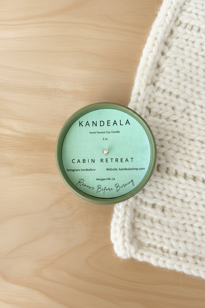 Cabin Retreat Soy Candle (5 oz) - Cozy Woodland Escape