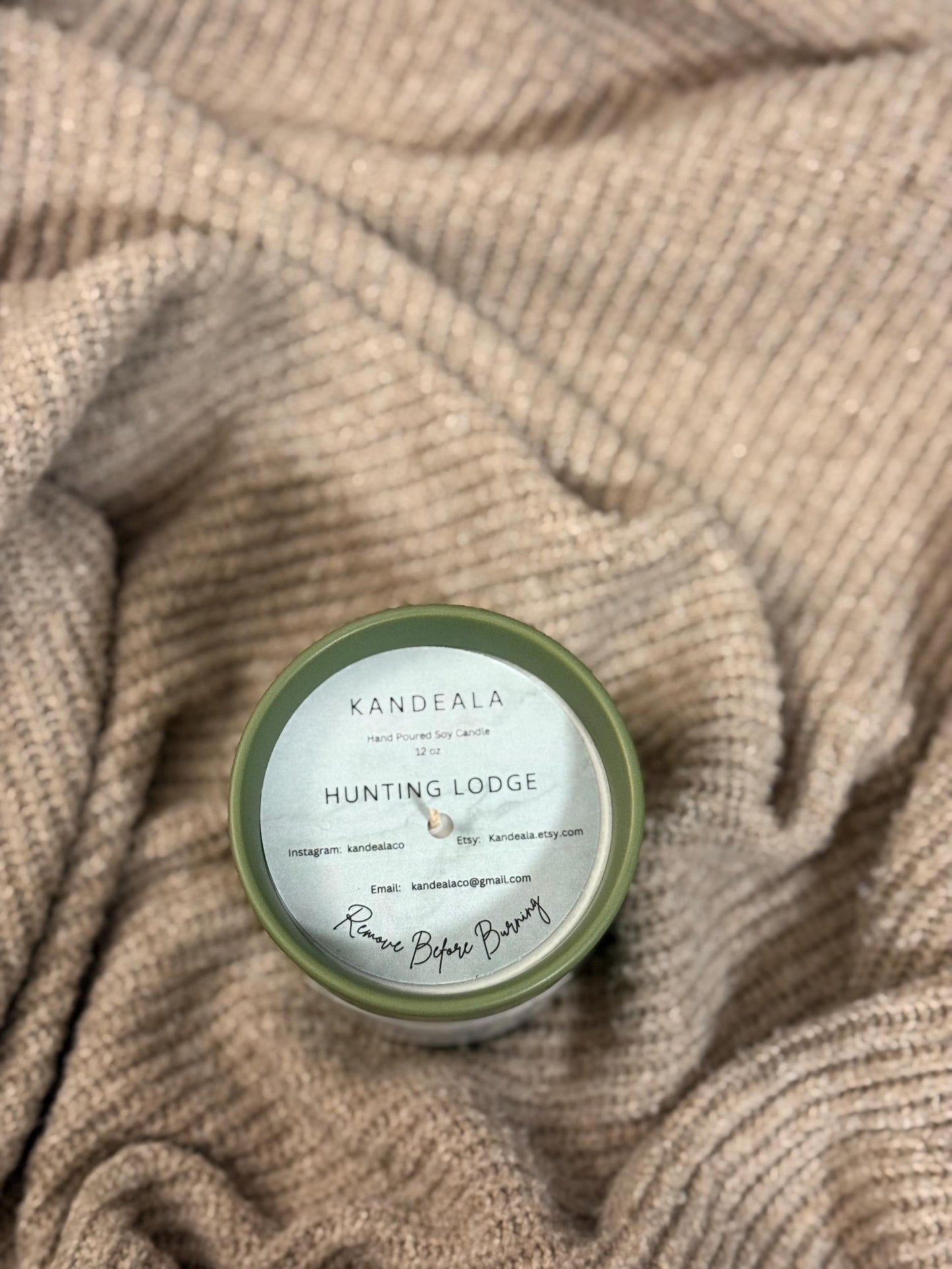Hunting Lodge 12 oz - hand poured soy candle, cologne scent, beautiful and reusable ceramic jar, gift for him, gift for her, birthday gift