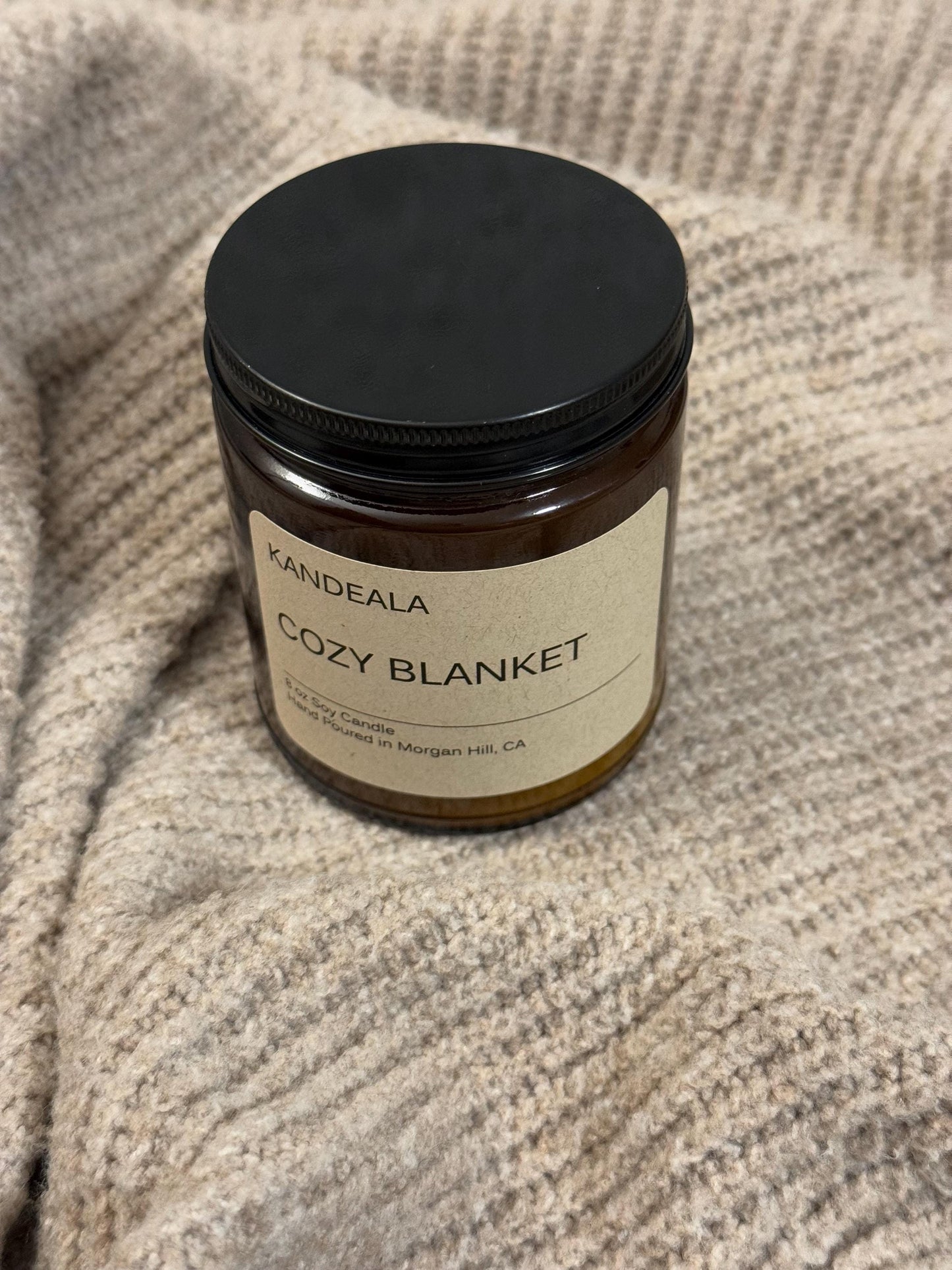 Cozy Blanket 8 oz - hand poured soy candle, gift for her, gift for him, birthday gift, beautiful and reusable jar