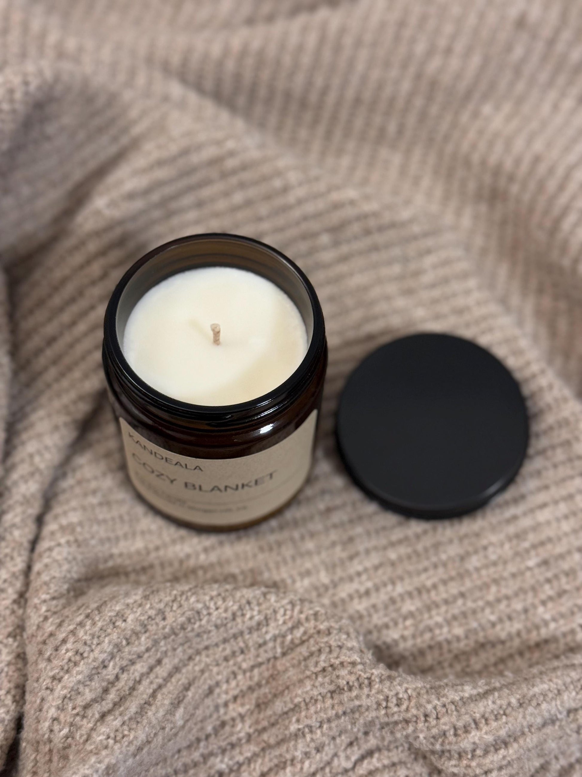 Cozy Blanket 8 oz - hand poured soy candle, gift for her, gift for him, birthday gift, beautiful and reusable jar
